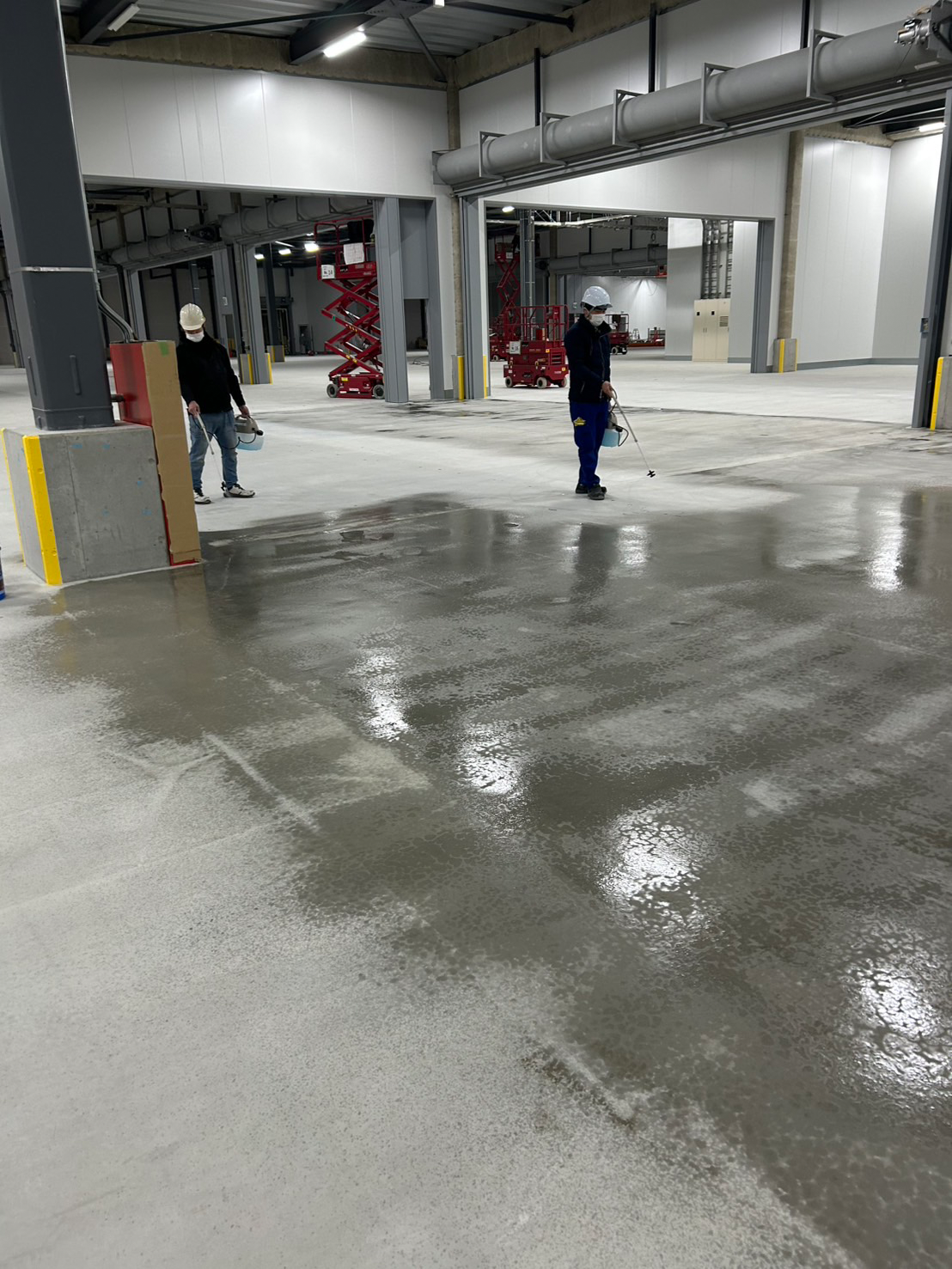 床クラックのシーリング補修